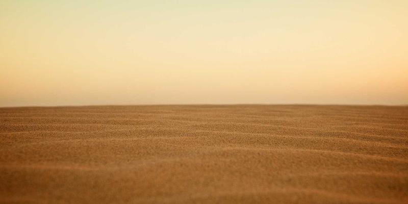 AI驱动的科技资讯革命：2025年技术趋势深度分析