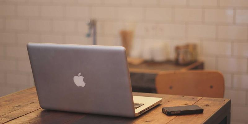 人工智能与区块链驱动下的生物识别新纪元：多模态融合与活体检测如何重塑安防格局