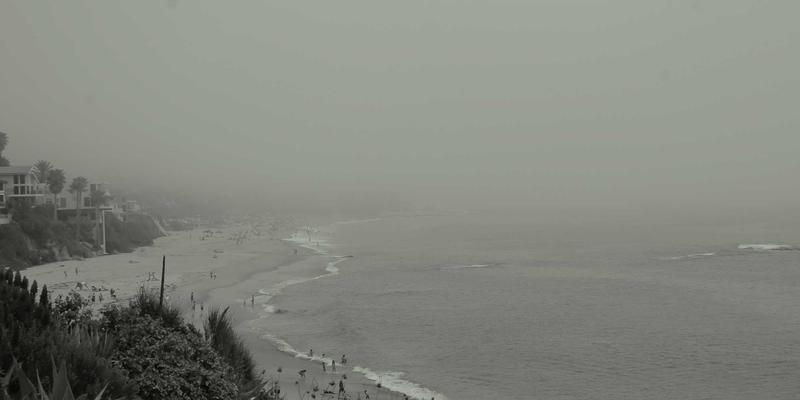 区块链与物联网驱动创新：碳中和目标下绿色数据中心的技术革命与能效优化