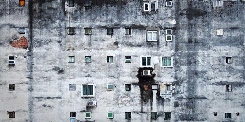 硅光子芯片技术突破：光互连如何解决数据中心能耗与带宽瓶颈