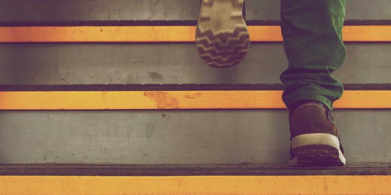 科技资讯 | 边缘计算赋能工业物联网：实时数据处理的变革与挑战